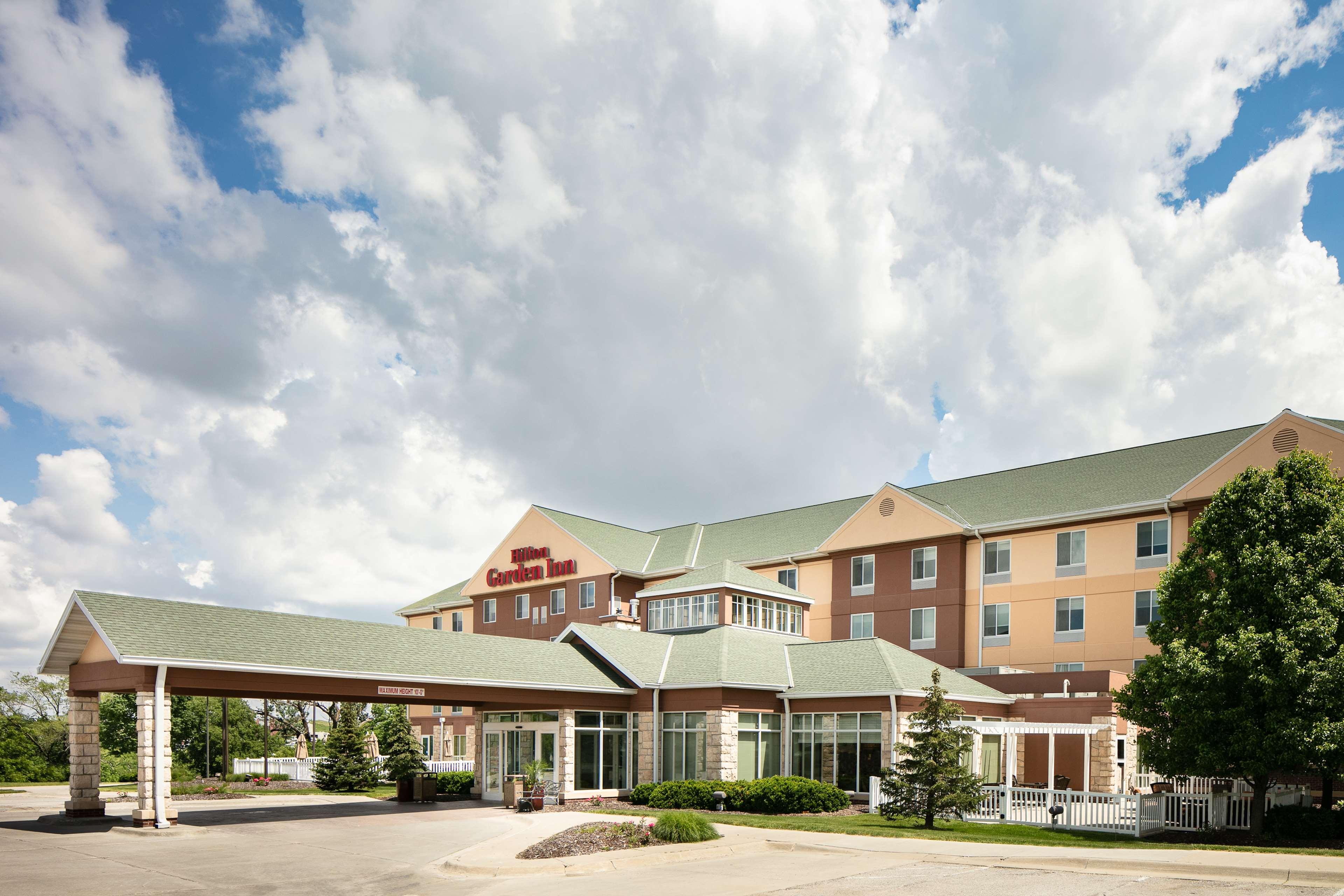 Hilton Garden Inn Omaha West Exterior photo